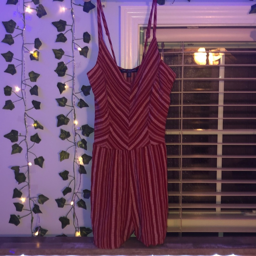 A red striped romper perfect for summer! - Picture 2 of 7
